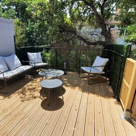Studio Climatise Lantanas 4 Personnes Le Lavandou Dış mekan fotoğraf